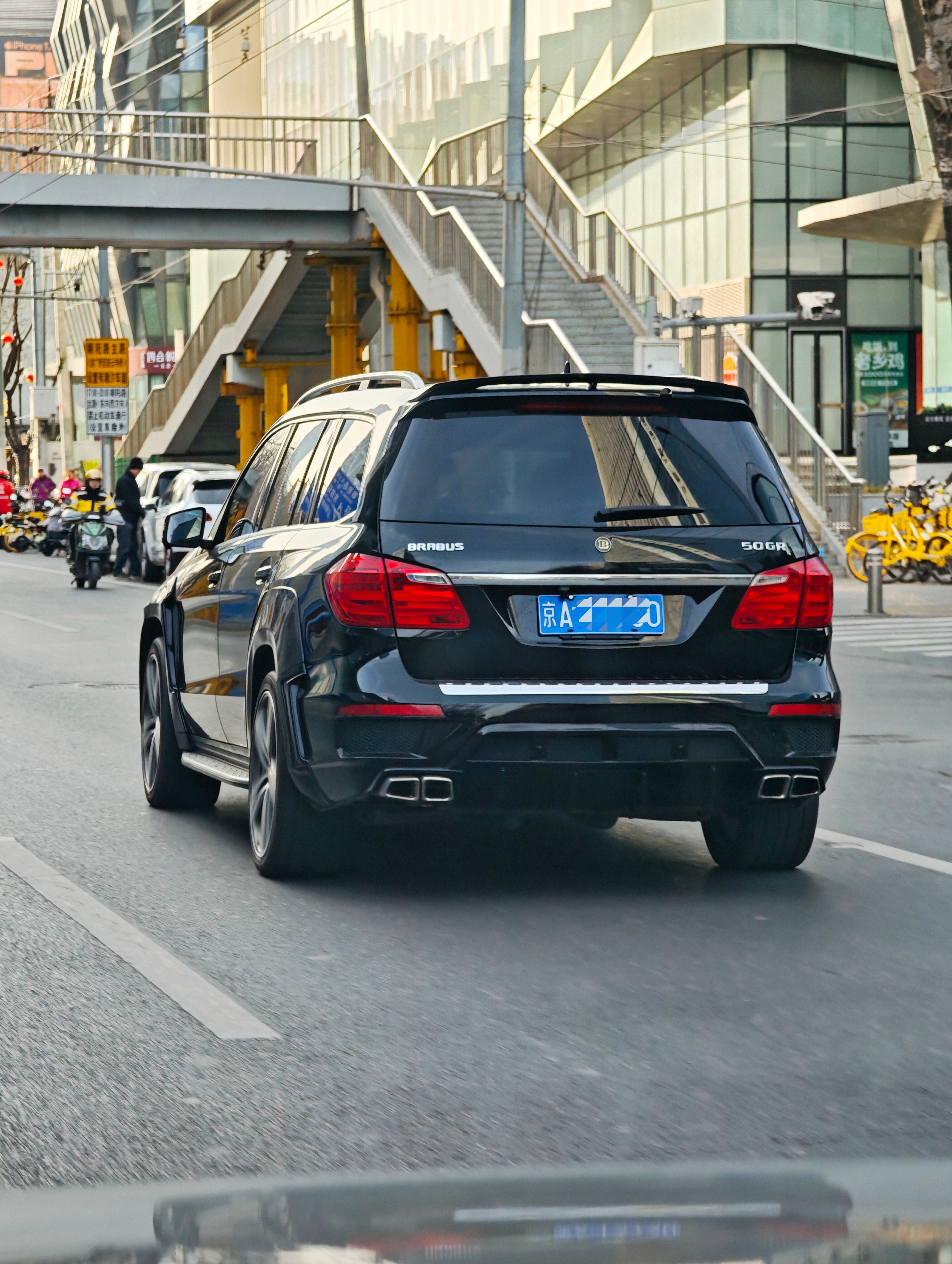 巴博斯50GR这玩意儿当年是真的孤傲，我记得全国也就个位数键盘值不高，也不保值，