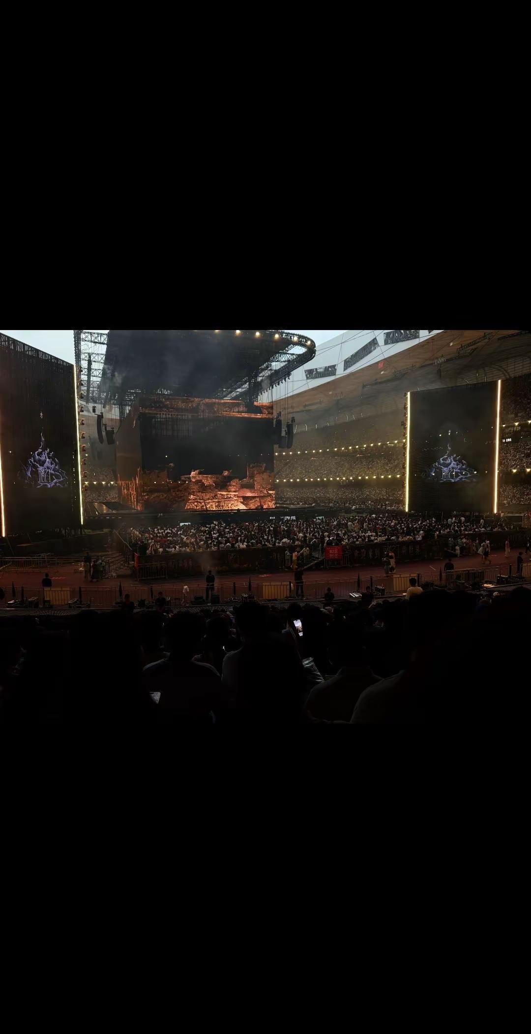 薛之谦北京鸟巢演唱会 我听见了你的声音，也窥见了你的真心…演唱会 演唱会现场 演