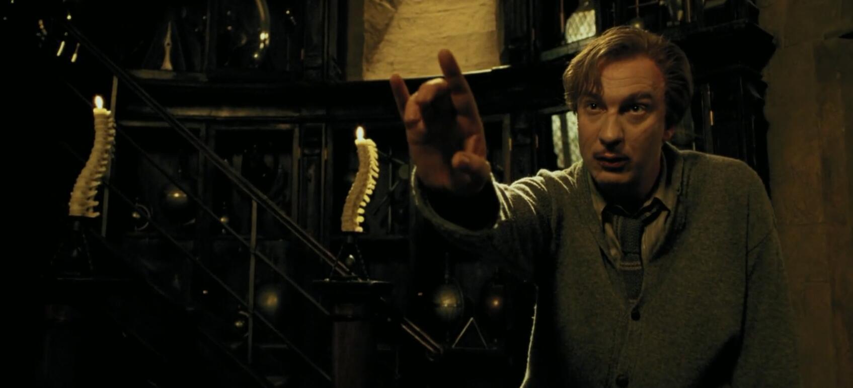 1996年1月6日——30年前的今天，卢平教授给哈利上了第一次练习守护神咒的课。