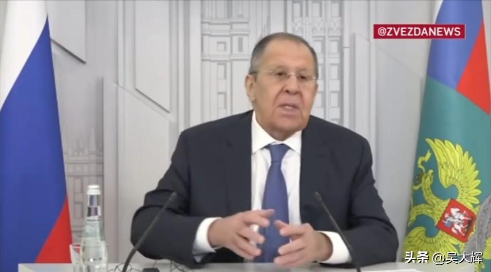 拉夫罗夫：我们并非单纯在保护伊朗，我们首先捍卫的是国际法

俄罗斯外长拉夫罗夫在