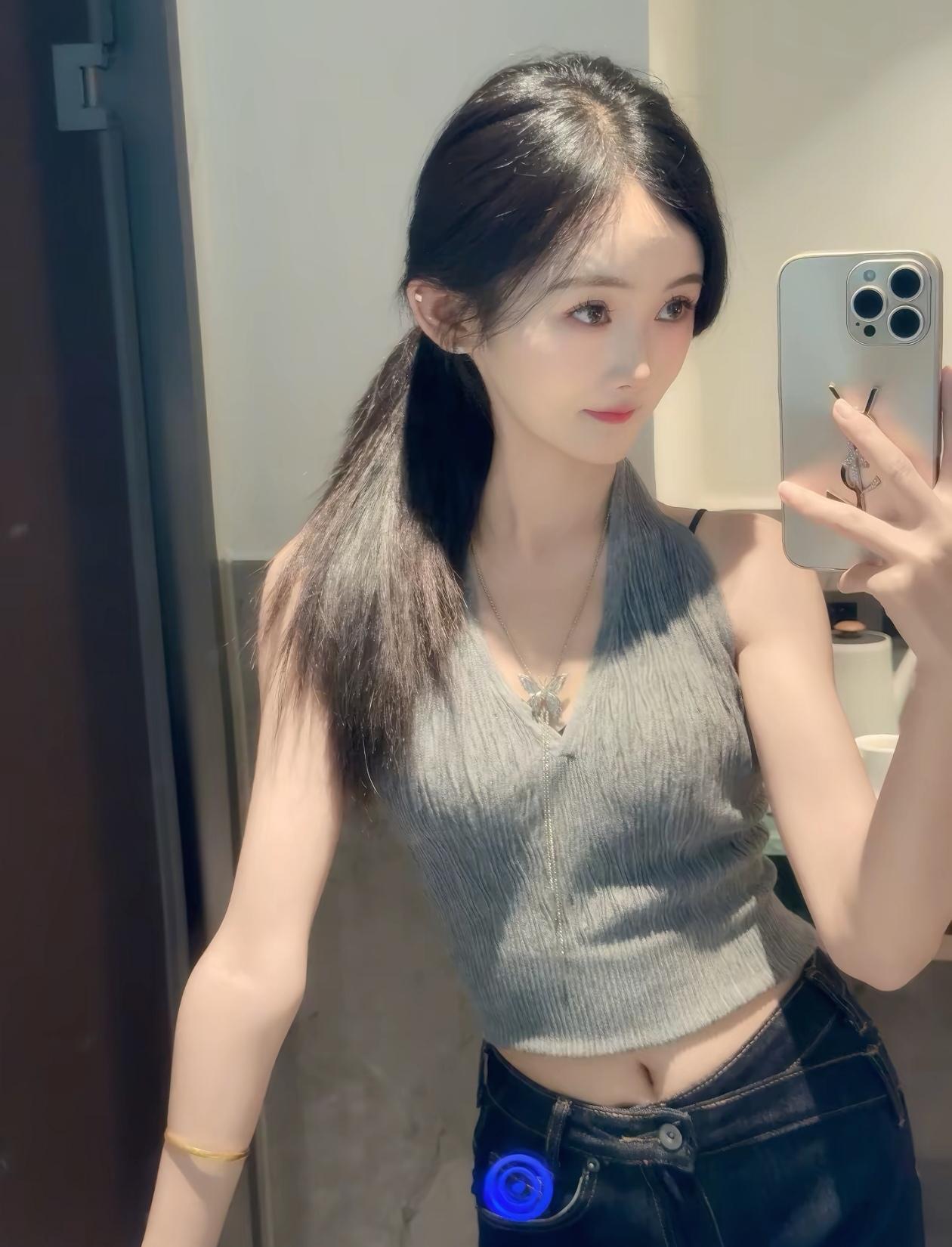 元气满满的一天从自拍开始！📸✨