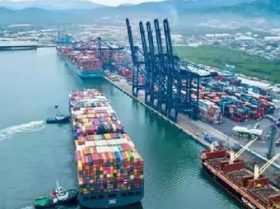 中国应准备对墨西哥下重手，并揍给美国看！
中国驻墨西哥使馆27日猛烈抨击美国白宫