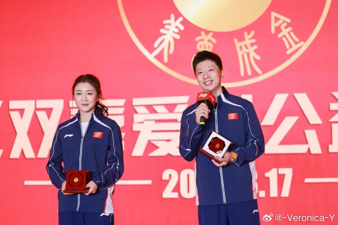 红双喜国乒球员家族↓（红双喜有海外球员 但是一直没有公布过全名单） 