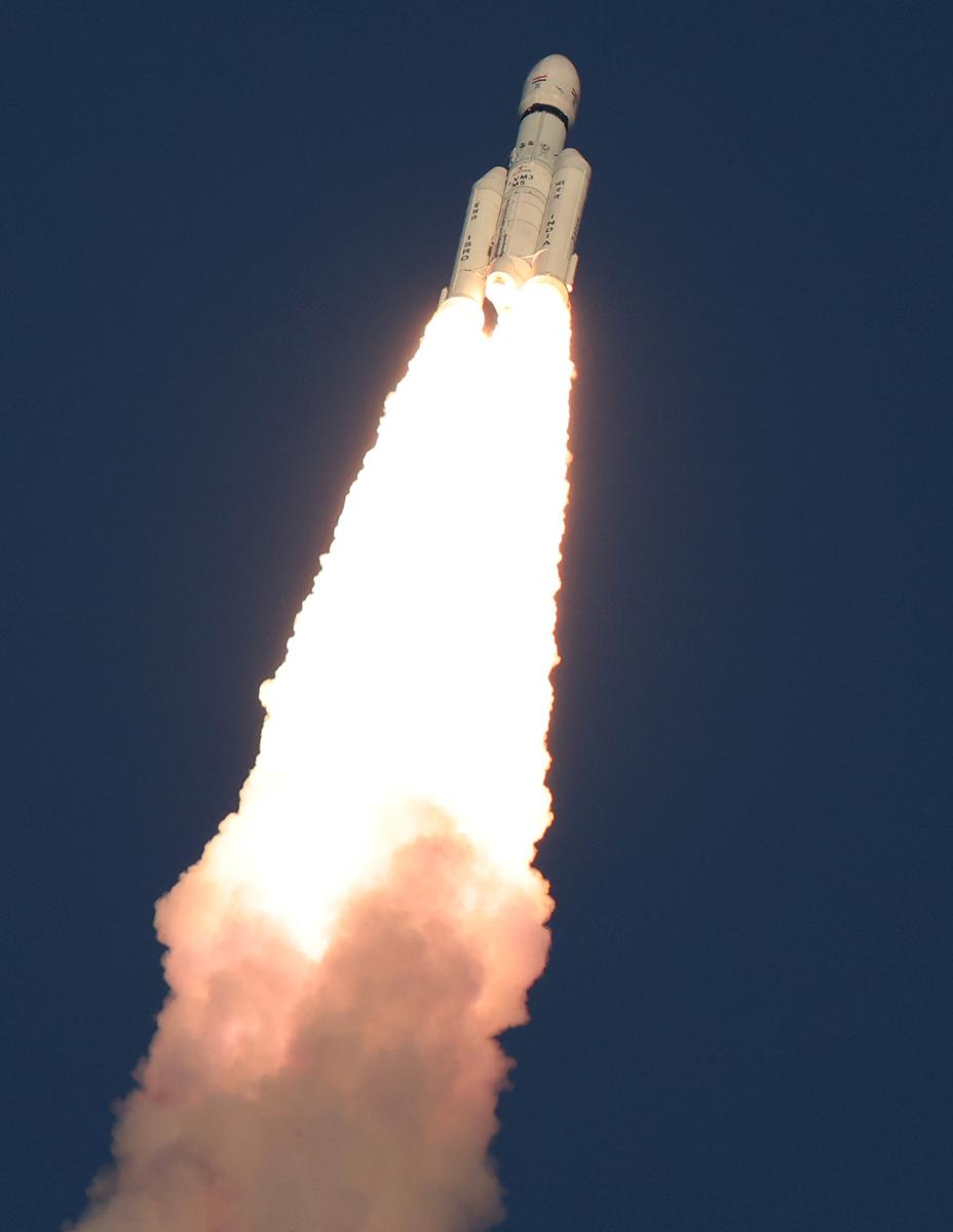 朱雀三号回收成功对卫星组网那帮助可太大了。以前火箭发射成本高得离谱，像一些小型卫