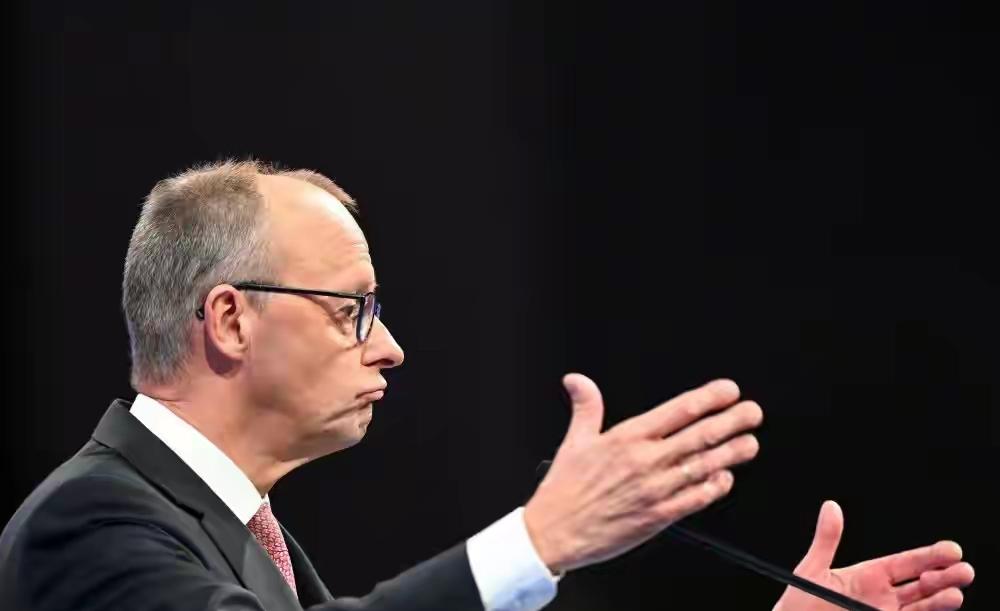 默茨：美国时代已落幕，欧洲安全自立是必然！
来源于X原推特
罗鸿：默茨这番话，是