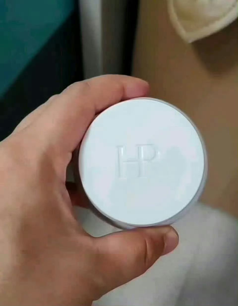 兴趣创作计划美妆篇美妆护肤——分享美妆焕颜奥秘，种草心爱好物！ 作为常年熬夜+换