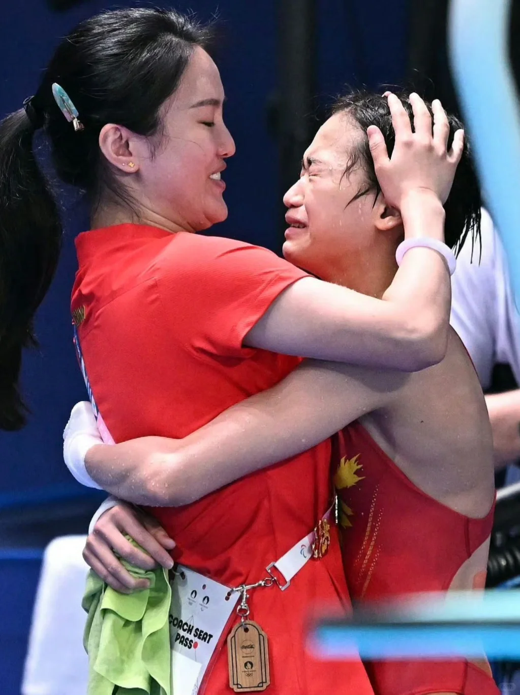 恭喜全红婵🎉 再次拿下金牌‼️爆哭释放压力