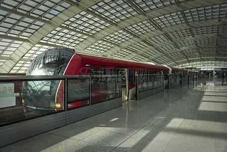 全球地铁里程数排名前十的国家，具体运营里程数如下 ：
 
1. 中国：10561