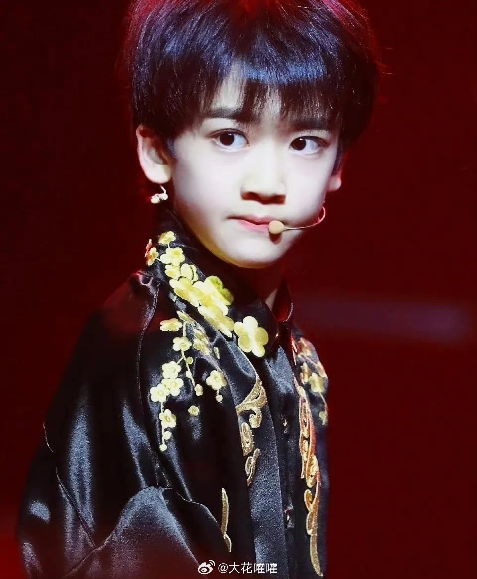 经判定夹心符合完美成长形态↓萌萌正太期清瘦少年期稳重期80岁演爷爷去期待中 