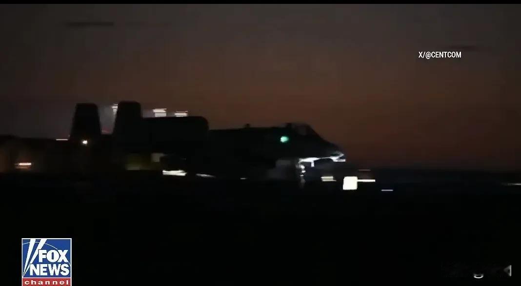 特朗普指挥美国空袭叙利亚ISIS武装，称是对之前被伊斯兰国组织炸死的2名美国军人