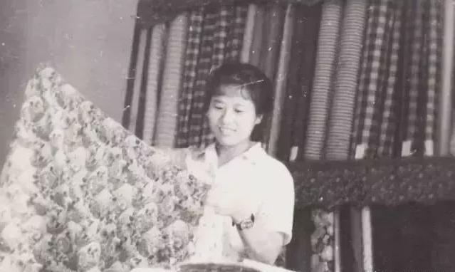 70年代，中国从日本进口了大量化肥，人们发现这些装化肥的袋子是用尼龙材料制成，虽