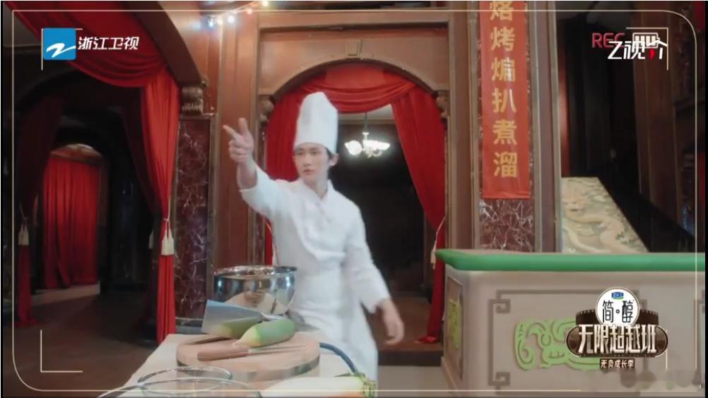 郝蕾说余宇涵找到了喜剧之路 救命！余宇涵这波喜剧首秀直接杀疯了！在《食神》舞台上