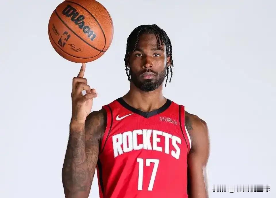 续约失败！北京时间今天早晨，NBA新赛季球员注册日截止，火箭队未能与还剩一年合同