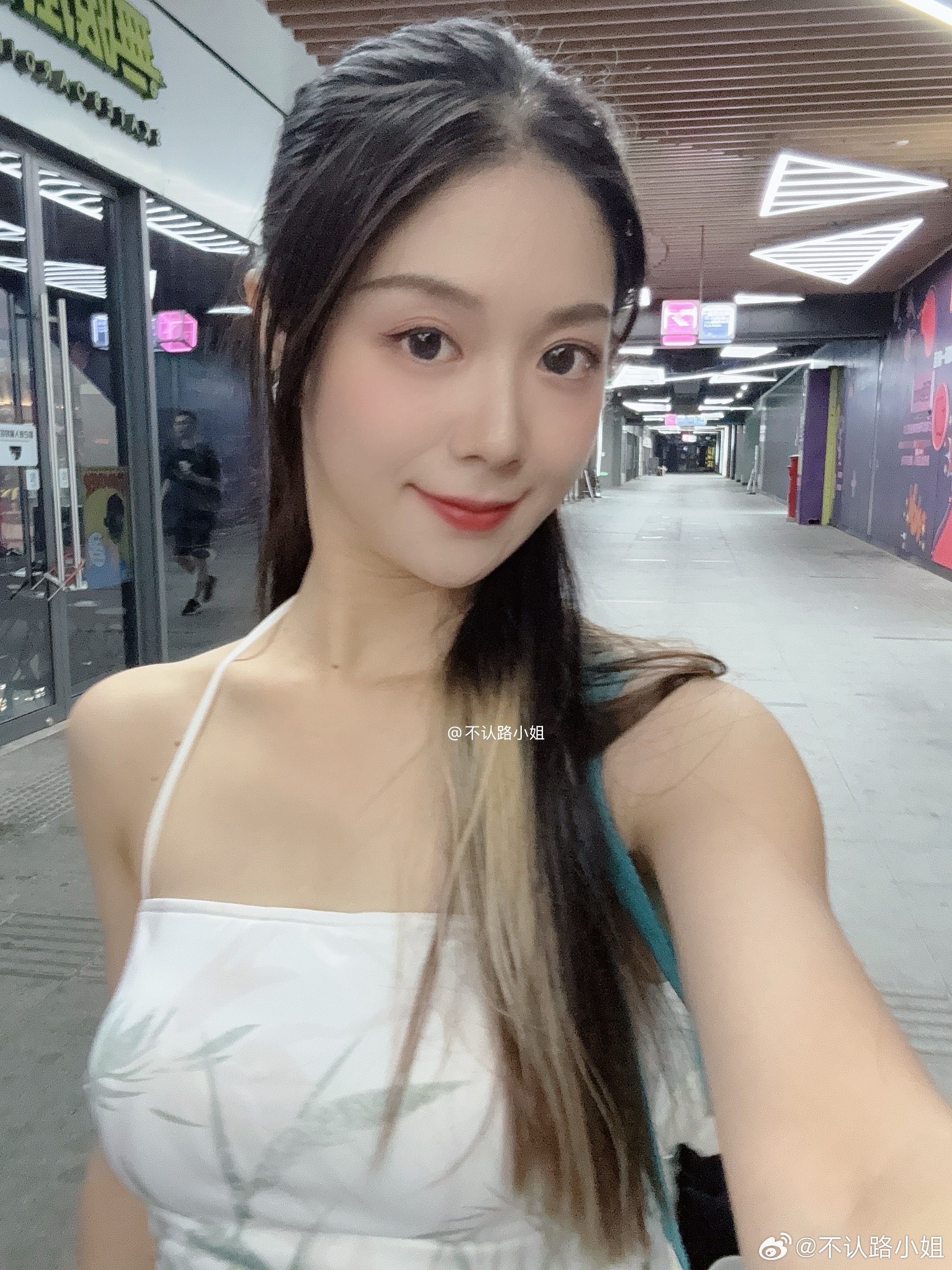 认真学习最开心[比耶]随手拍  ​​​