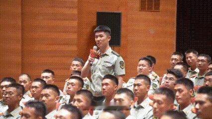 千名武警观看电影功夫女足对手换了一波又一波，但是坚守的初心从来没变，热血、感动、