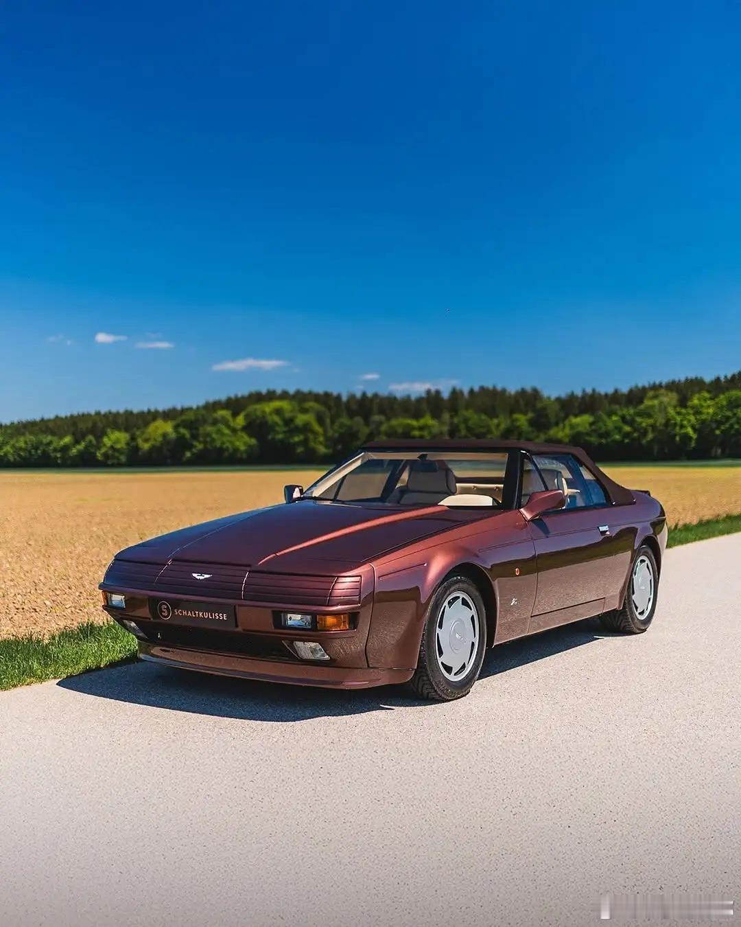 1989年Aston Martin V8 Zagato Volante，太板正了