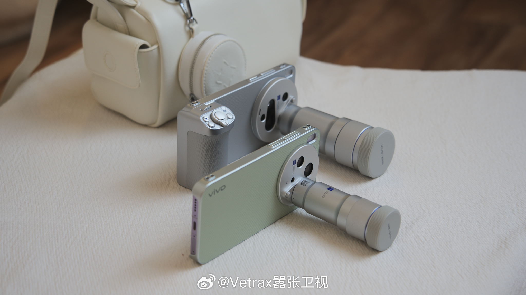 明天即将在丽江发布的手机产品们。 