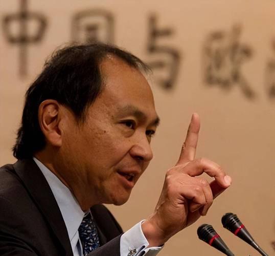 事实证明福山错了

上世纪90代前后，随着苏联解体，美国成为全球唯一的霸权国家。