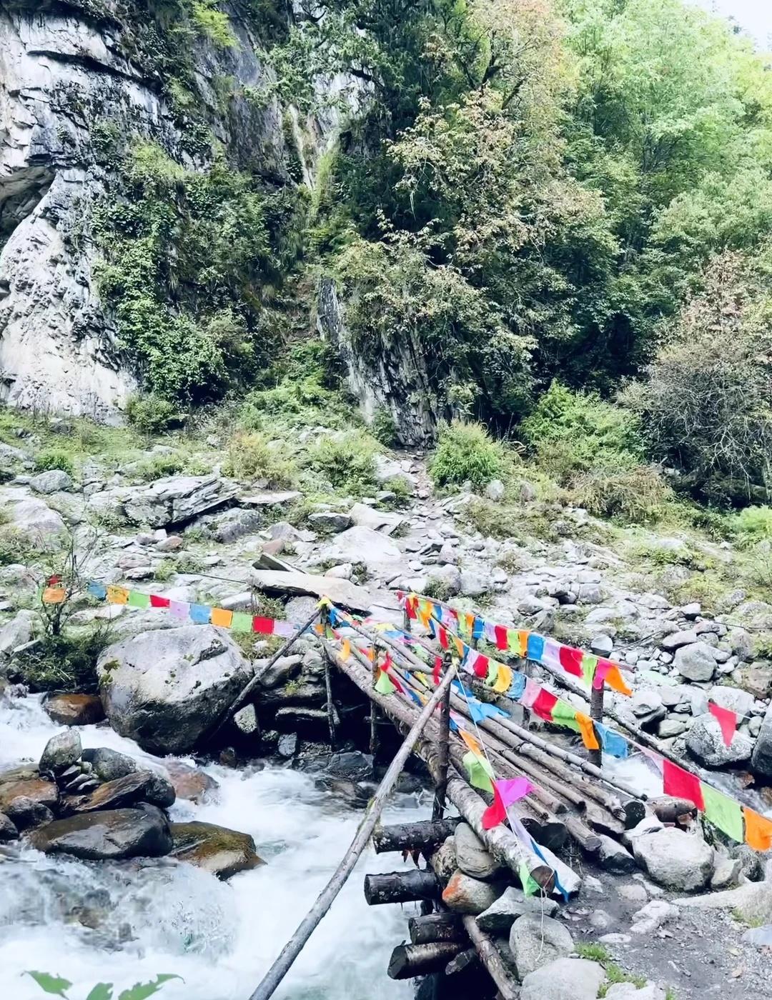孟屯河谷3天2晚🦌低海拔治愈✅（攻略版）
✨先科普：孟屯河谷不是单一景点，而是