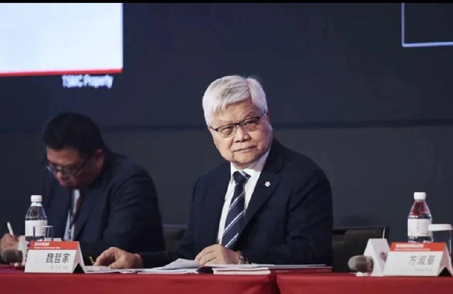 台积电这下可真是骑虎难下了。2024年，其美国工厂稀土库存告急，存货仅够生产30