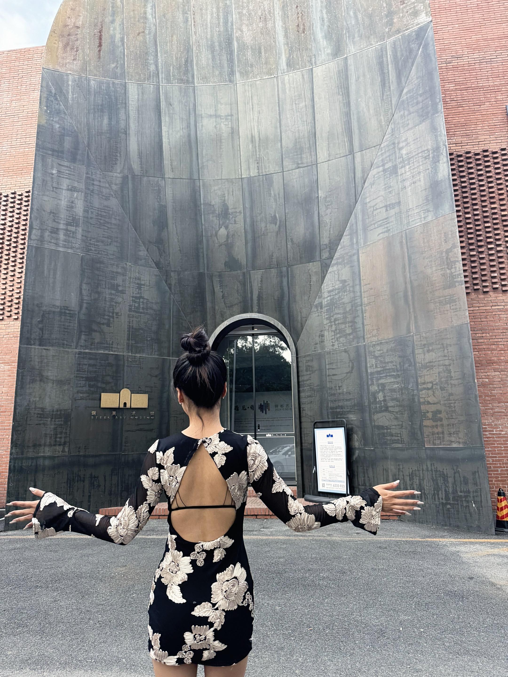 曲太硬了，感觉我已经成为无情的女人了