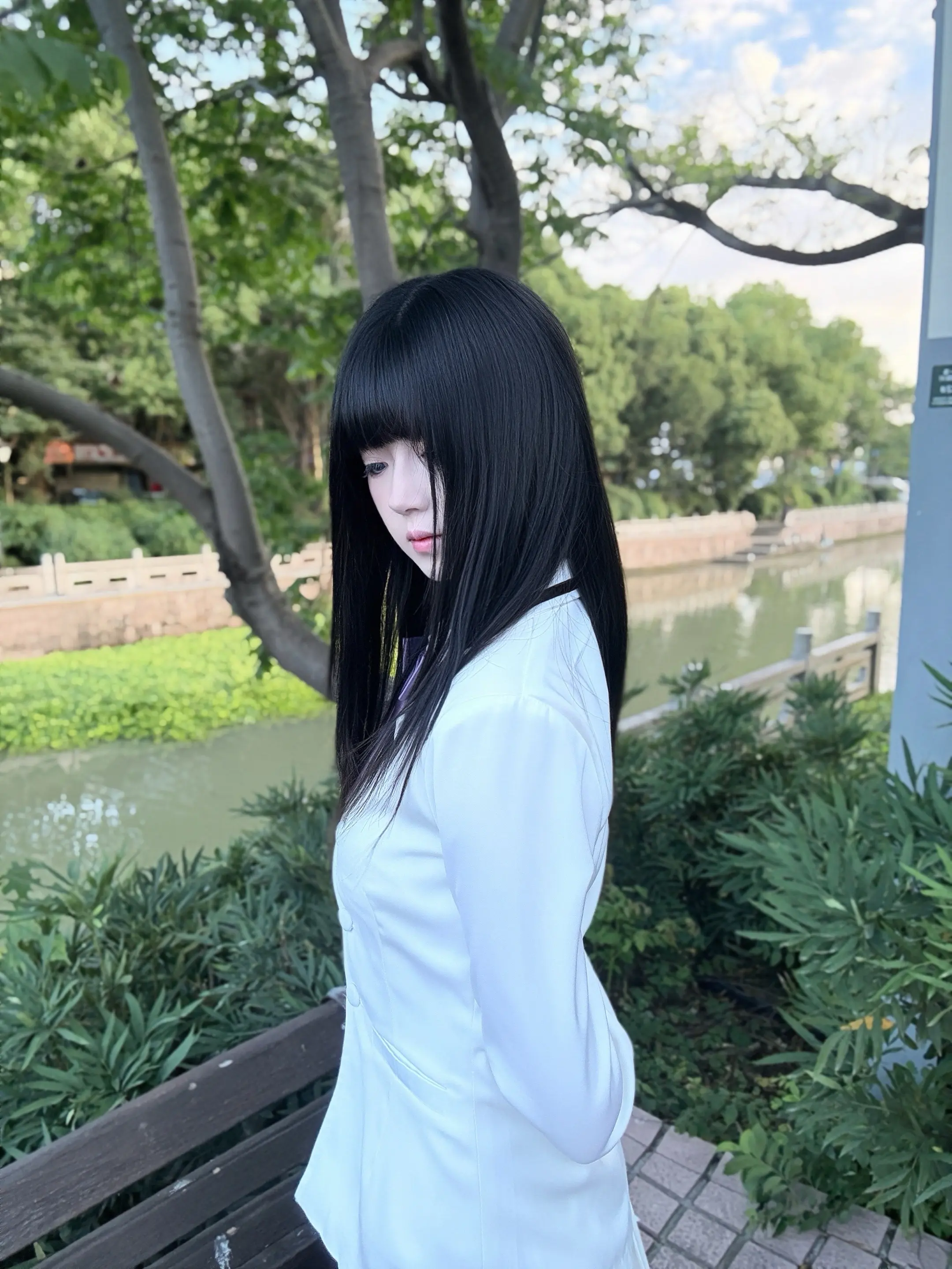 哟，侦探先生。