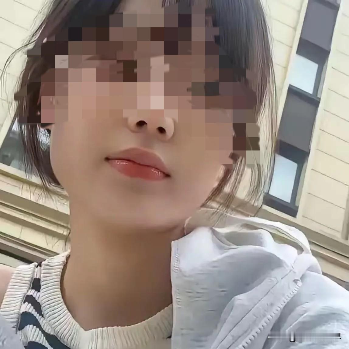 郑州这姑娘真让人服气！”她一个月4200多的工资，吃饭点拼好饭，买衣服从来没超过