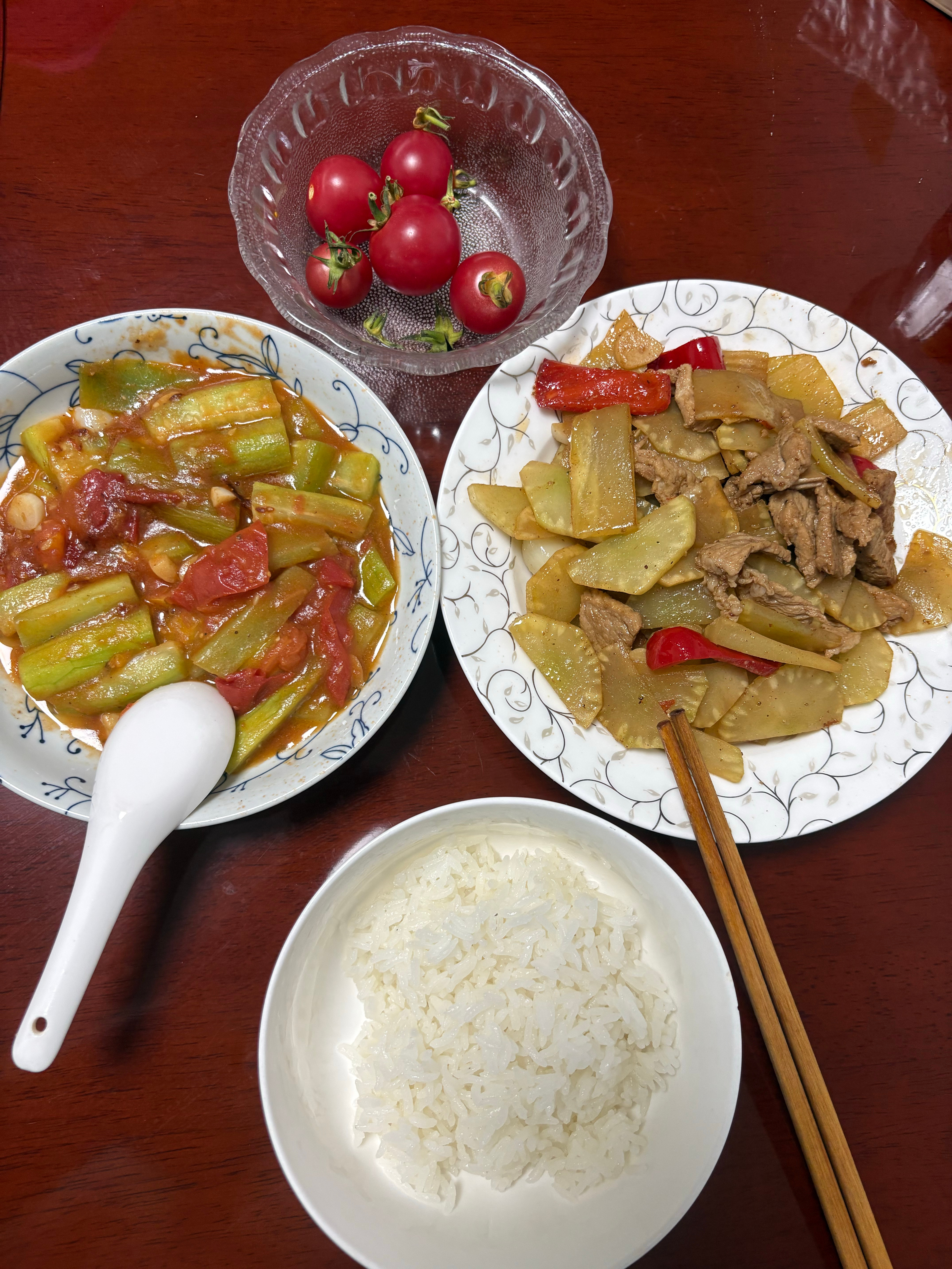 可怜兮兮的老汉。 