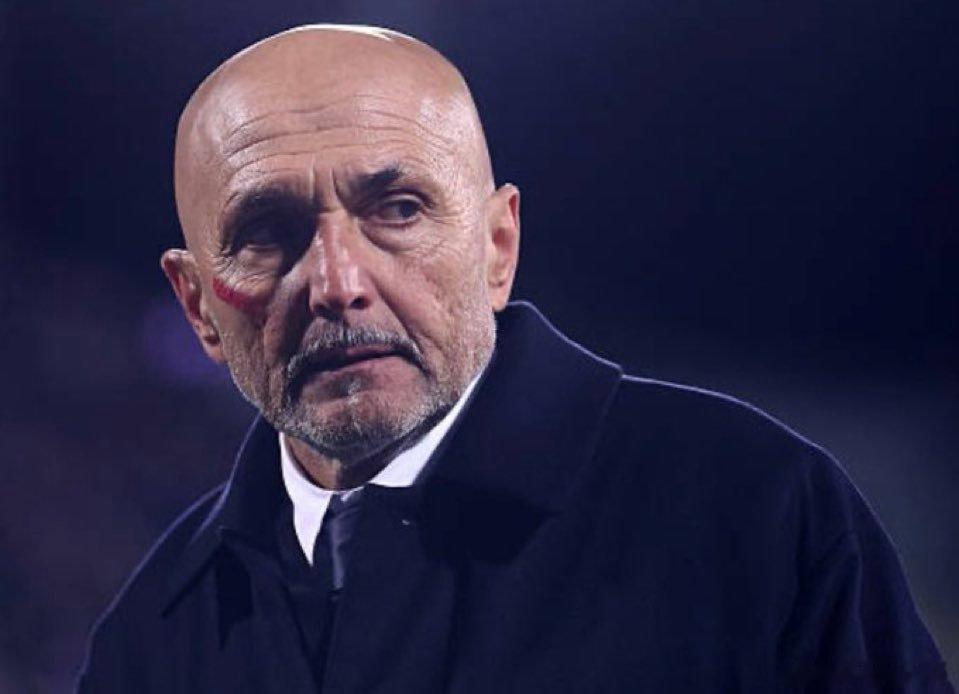 都灵体育报：在战平佛罗伦萨后，尤文图斯更衣室里的空气凝重得如同浸透雨水的战袍，全