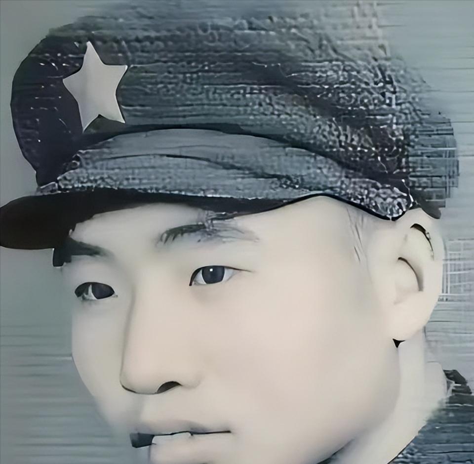 1984年，战士李陶雄中弹后抢救无效，壮烈牺牲。谁知，遗体送往后方安葬时，莫名从