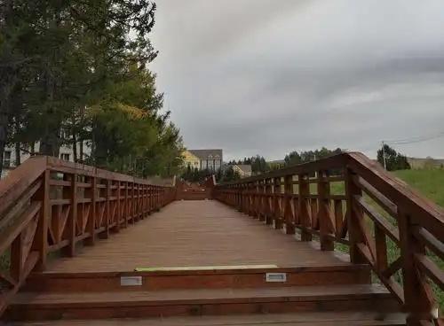 心里话          学会换位思考，理解他人难处，路才能走得长远。     