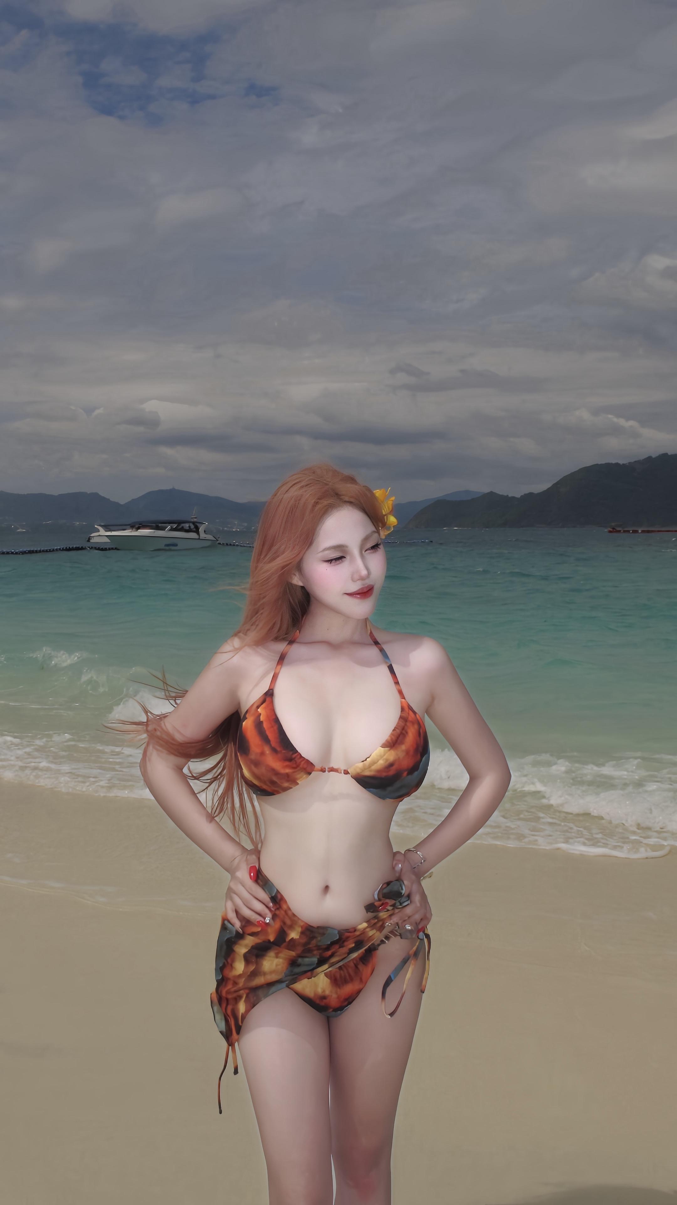 泰兰德的夏天永不停息。 👙 🏝