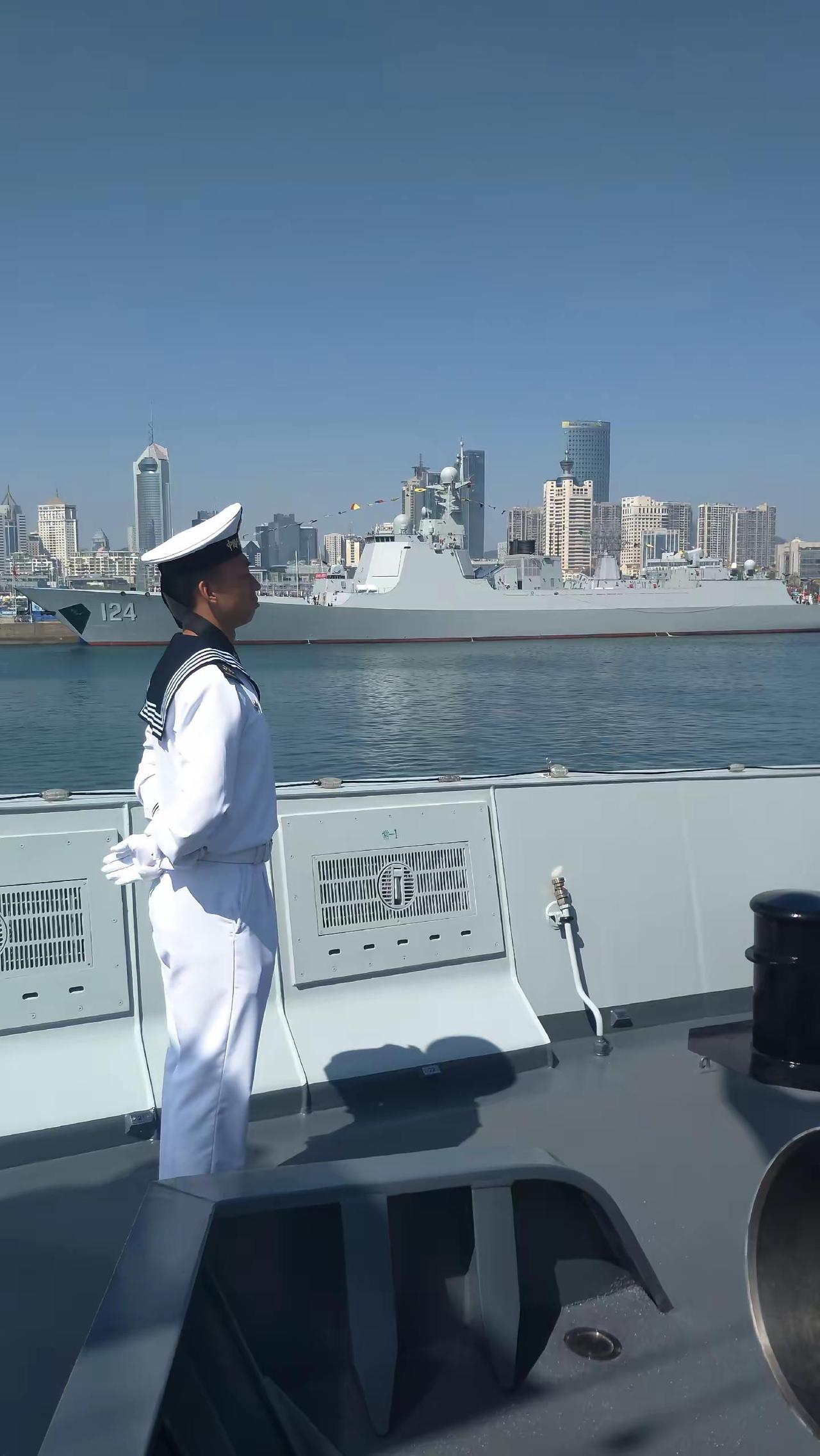 大海，战舰，水兵！舰艇开放日