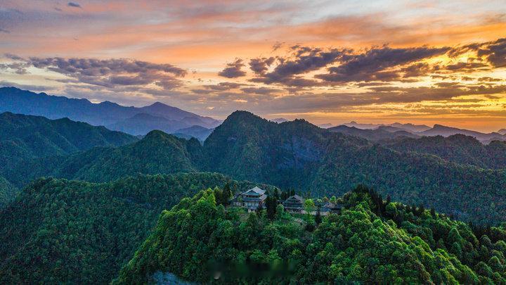 川西胜景 ​​​