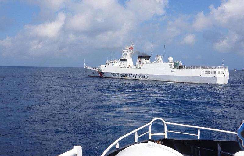 国内需警惕滋生和平病，如今连小国都敢公然挑衅中国。
近来接连几桩事看得人胸口发闷