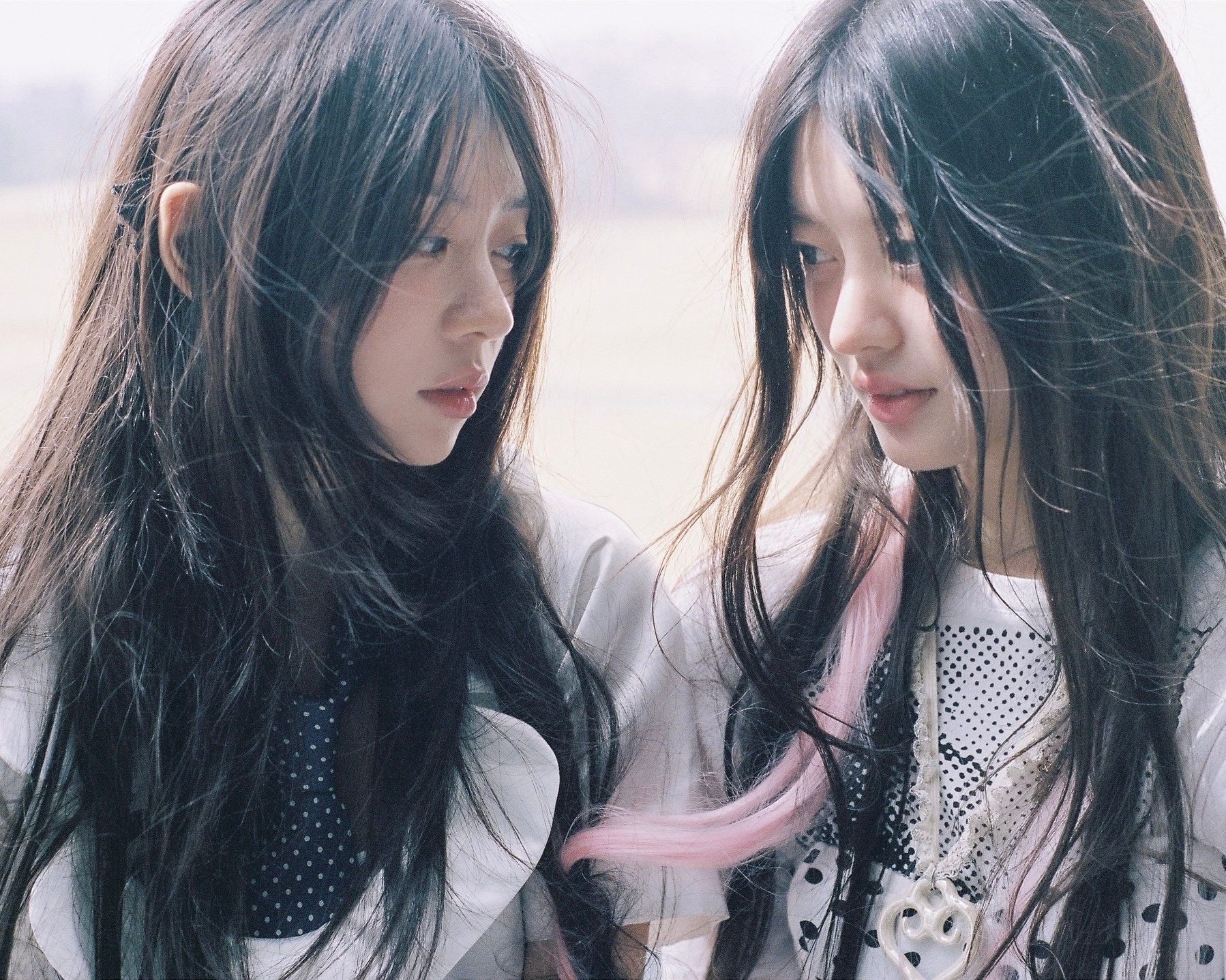 ILLIT MOKA&MINJU 💞发梢纠缠时 ​​​