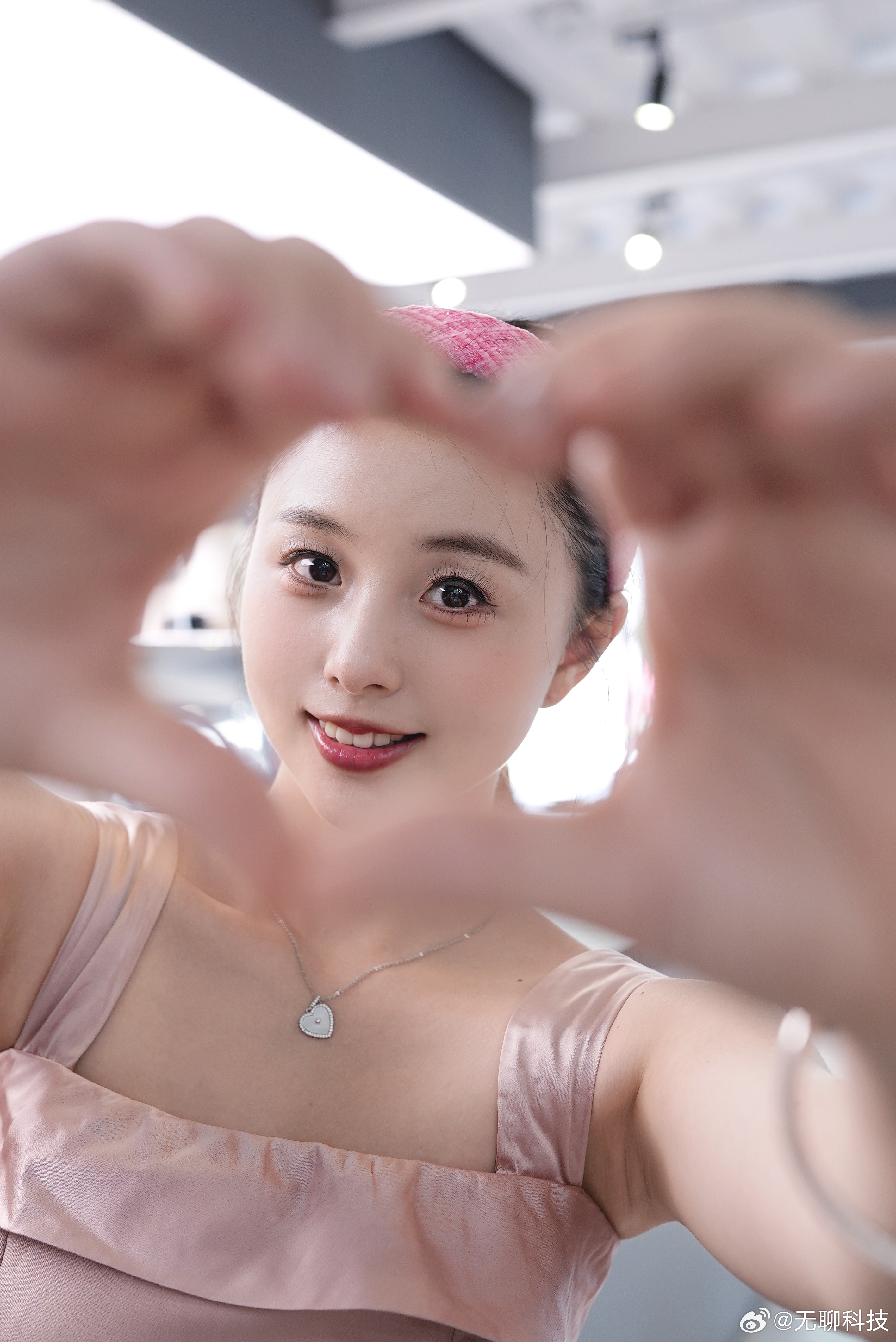 周一好！聊姐美图新星闪光计划