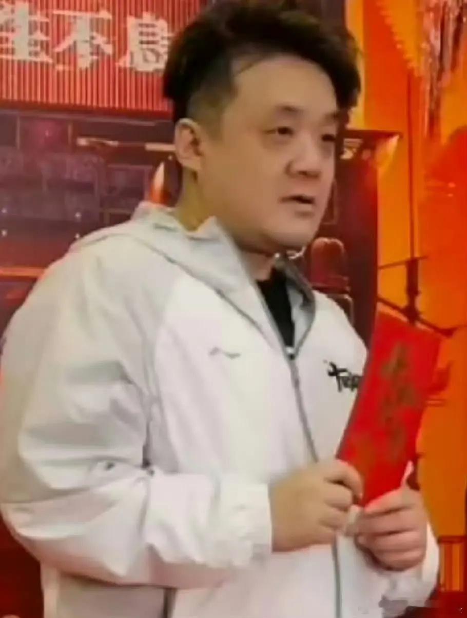 看十日编剧这俩大黑眼圈 一看就肝了不少肖战这把稳了 大爆剧预定🔥 