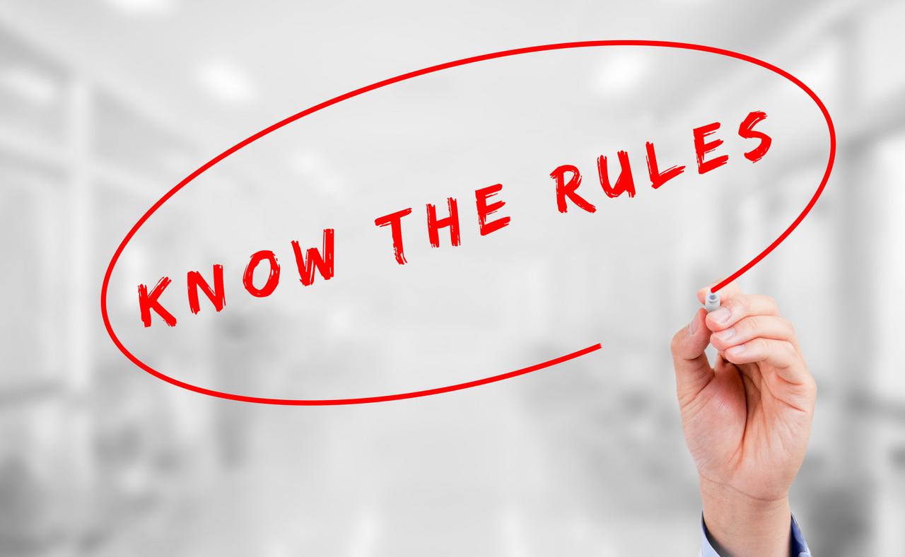 做人九不要：
 
1、人前不要：教妻子
2、人穷别去：走亲戚
3、早上不要：去借