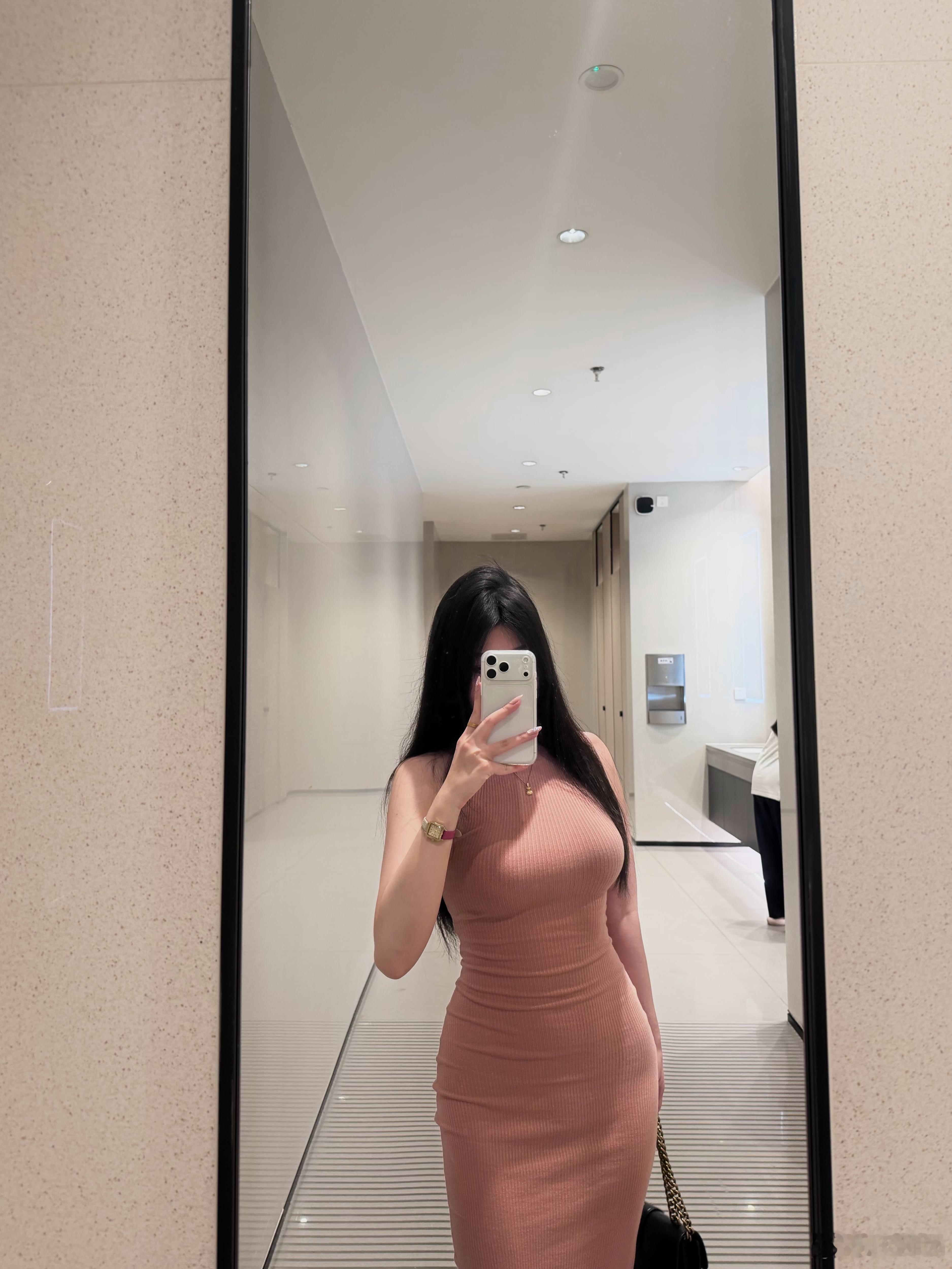 🍑蜜粉粉ootd