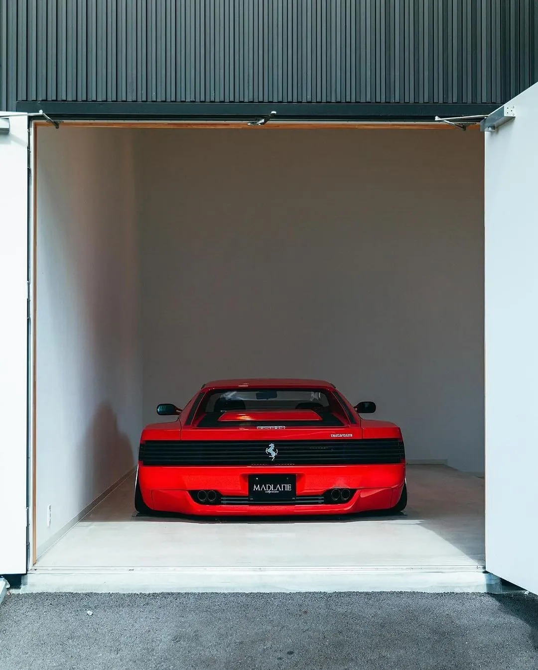 Slammed Ferrari Testarossa.