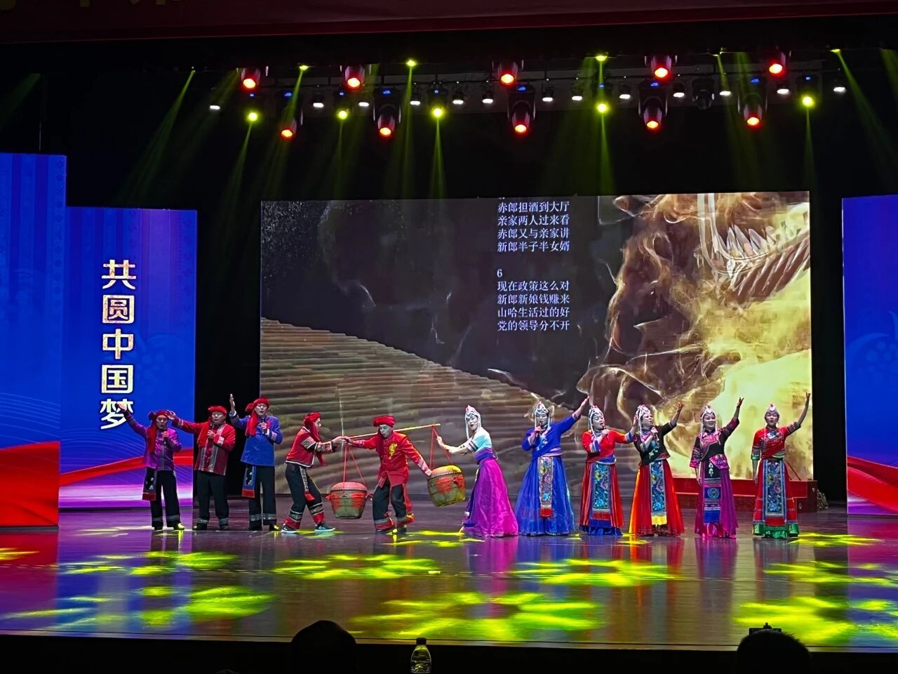 🍃云和的青山里，总藏着婉转的歌声🎶畲族人管它叫“歌言”，不靠乐谱不凭书，全凭