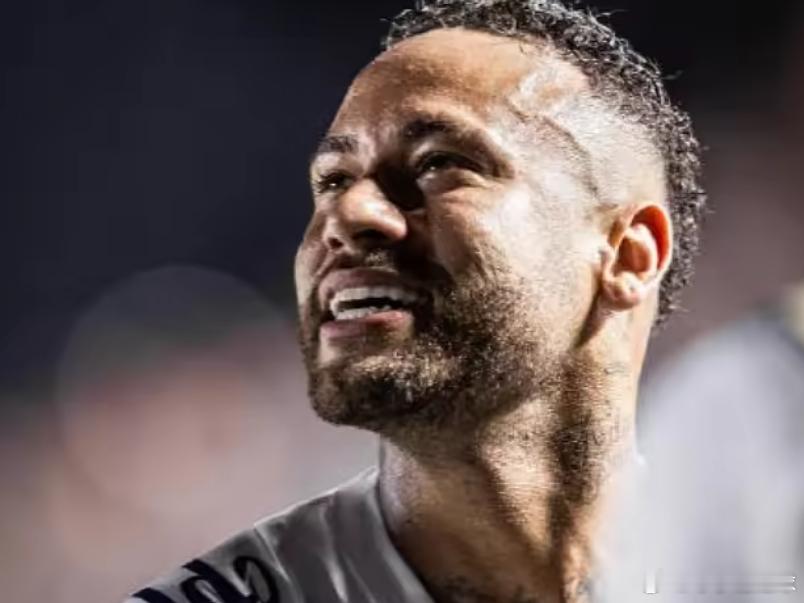 在接受巴西UOL记者Lucas Musetti采访时，内马尔回应了他与美职联之间