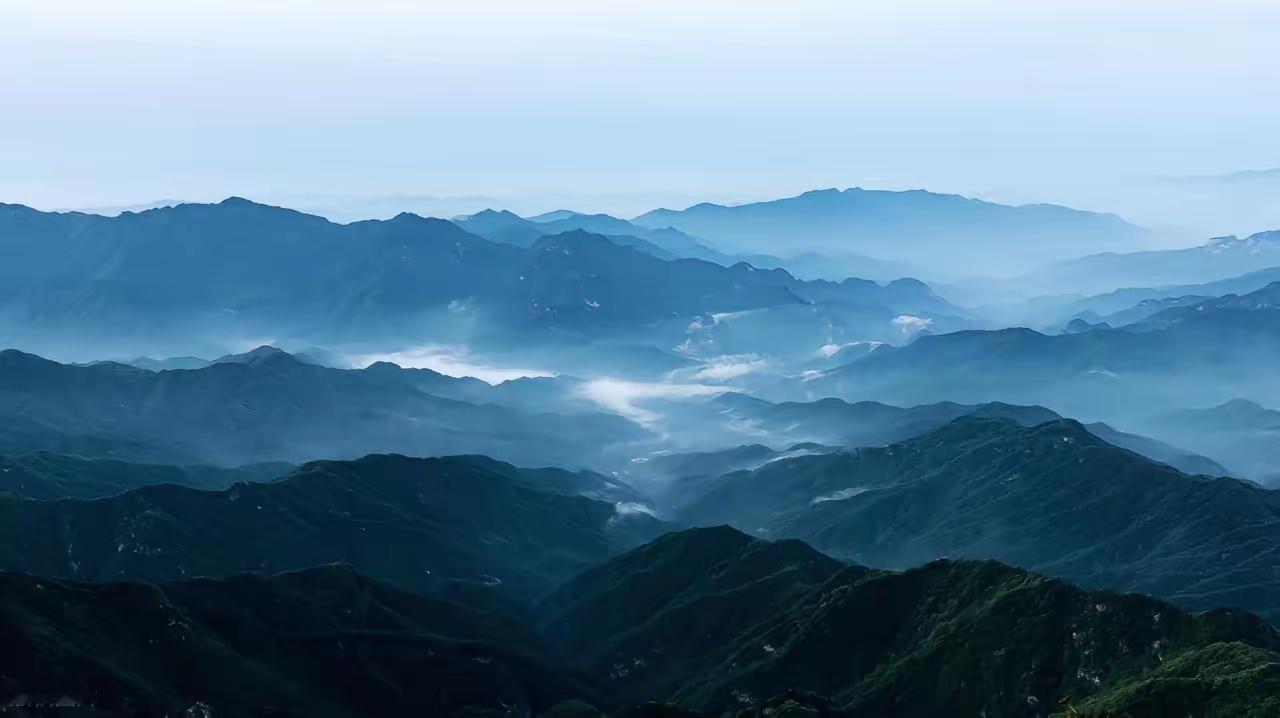 人活到一定年纪，终会戒掉浮躁与内耗，读懂生活最顶级的智慧：一边踏实尽人事，守住分