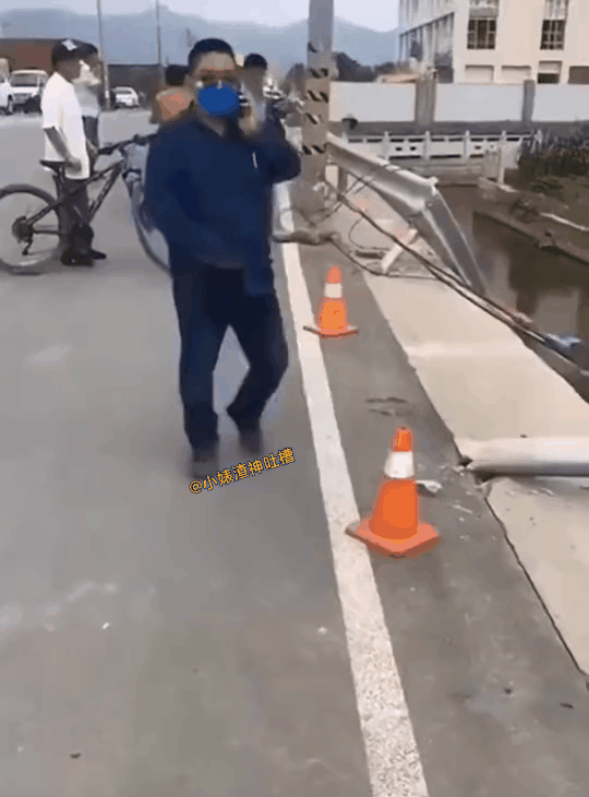 这个厉害
直接起飞了[捂脸]