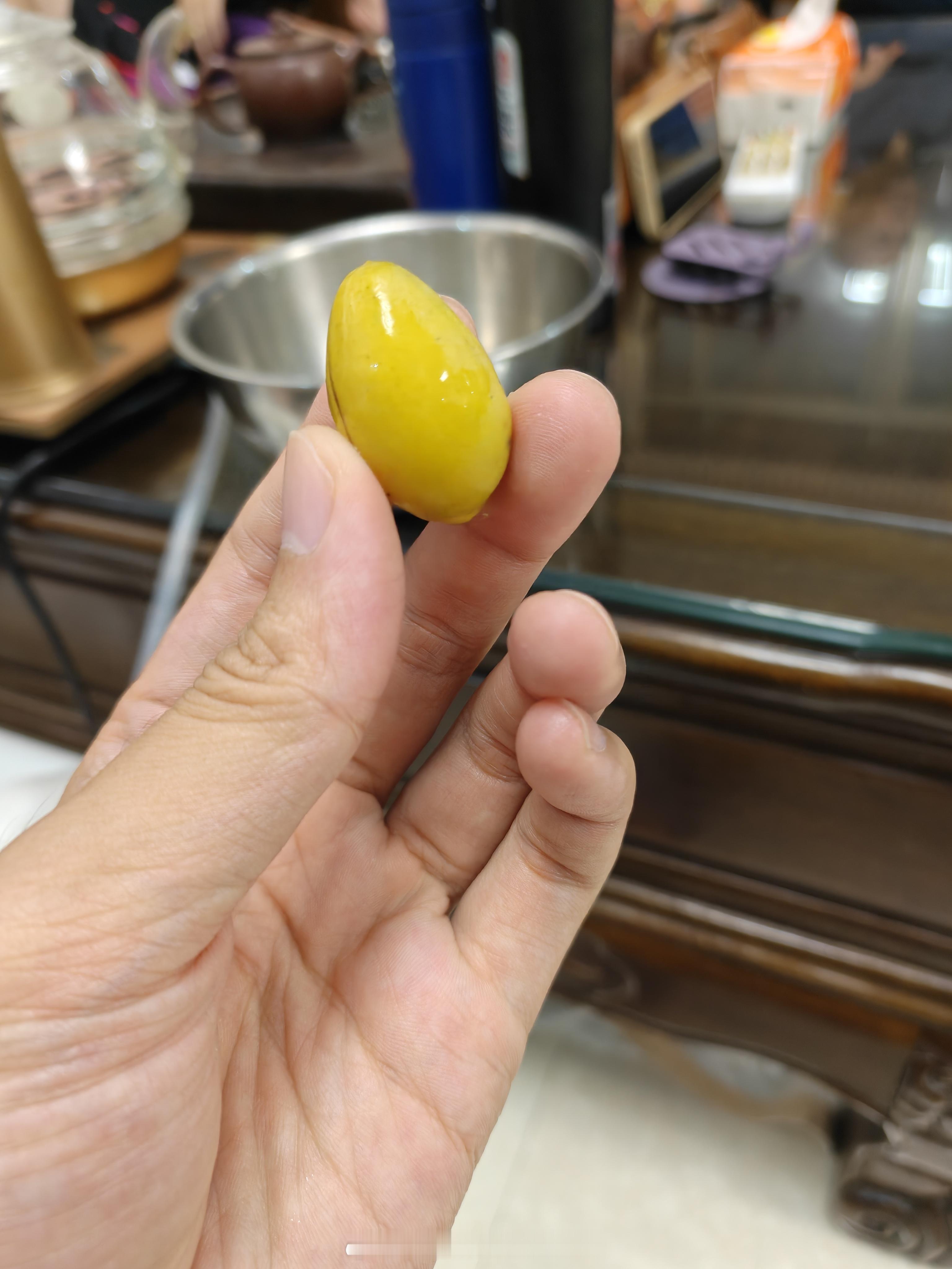 饭后一杯功夫茶，配青橄榄，这很潮汕[污] ​​​