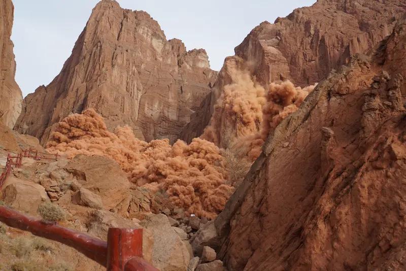 闫学晶人设塌方充分说明，一个人的底色决定他（她）能走多远！不然，塌方是迟早的事 