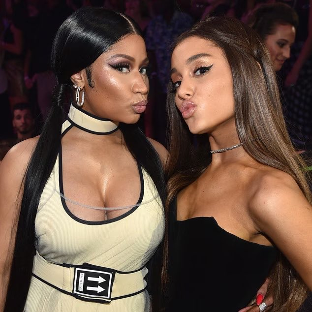 【假消息小报】❌❌❌ /网传一张「Nicki Minaj为Ariana Gran