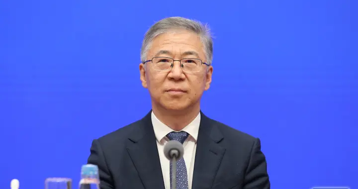 赵辰昕任河北省委副书记、省政府党组书记