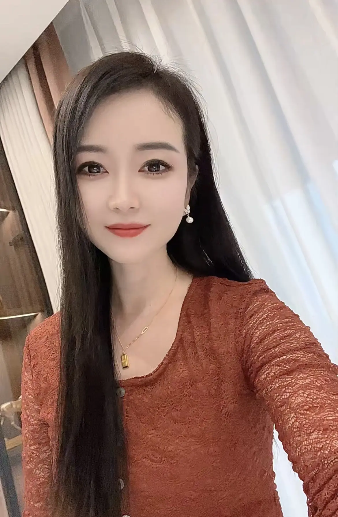 我很喜欢1986年，因为那一年有了我。曾经以为39岁很遥远，原来18岁...